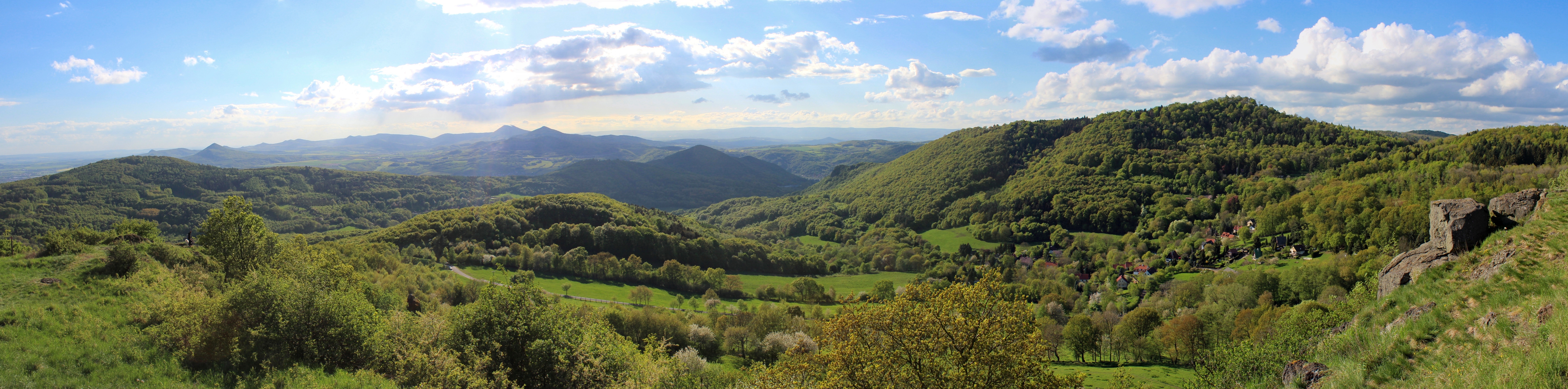 Výhled z Holého vrchu.